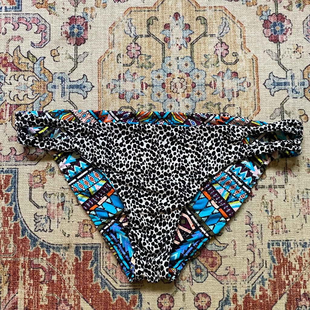 Reversible Bottoms